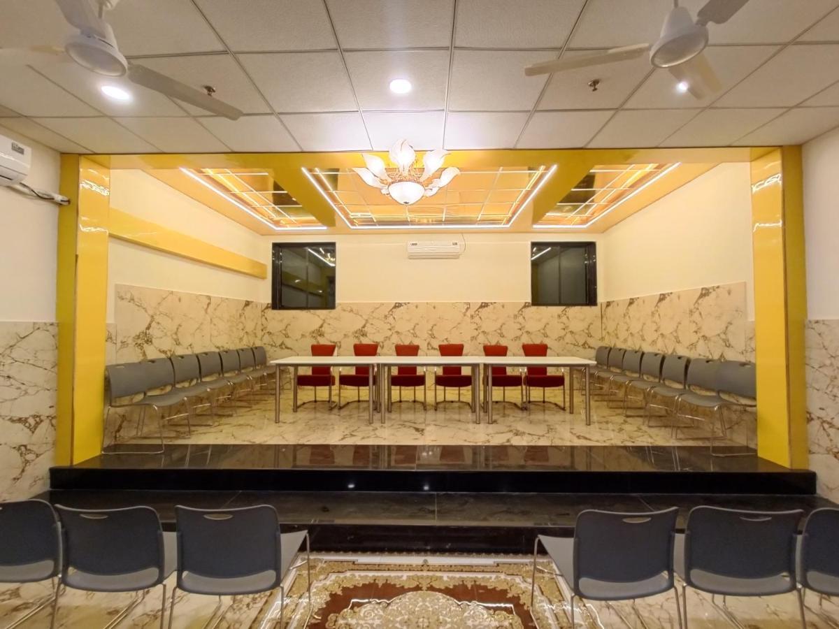 Hotel Dev Inn Somnath Exterior photo